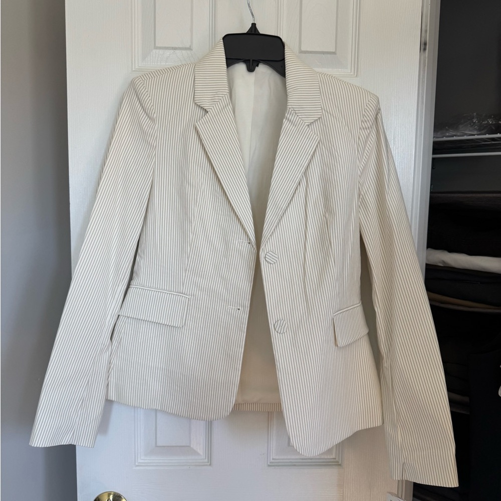 White and tan Striped blazer